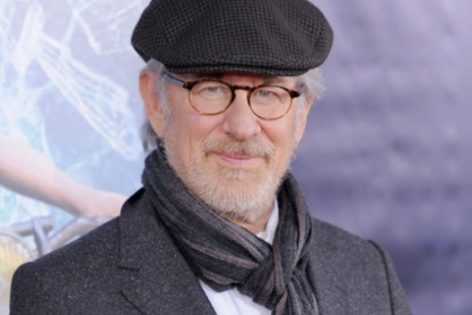 Spielberg irá lançar suspense da Guerra Fria e fantasia