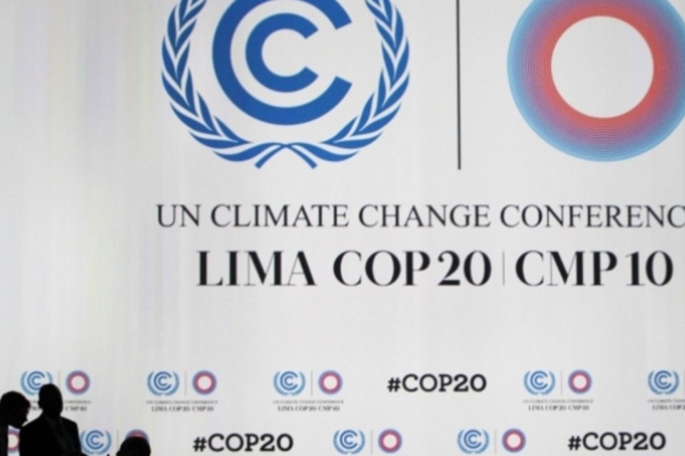 Conferência de Lima aprova texto contra aquecimento global