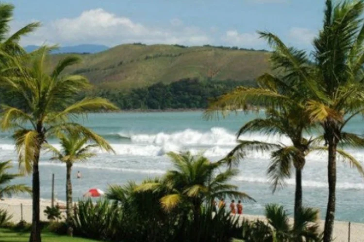 praia (Wikimedia Commons)