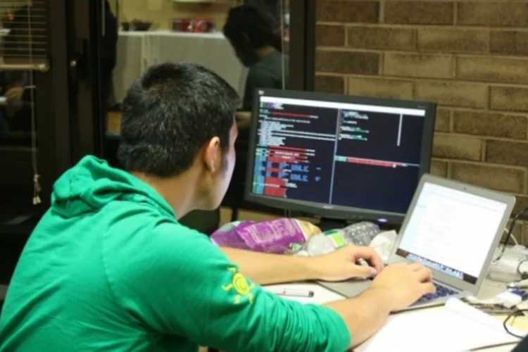 programming (hackNY / Flickr)