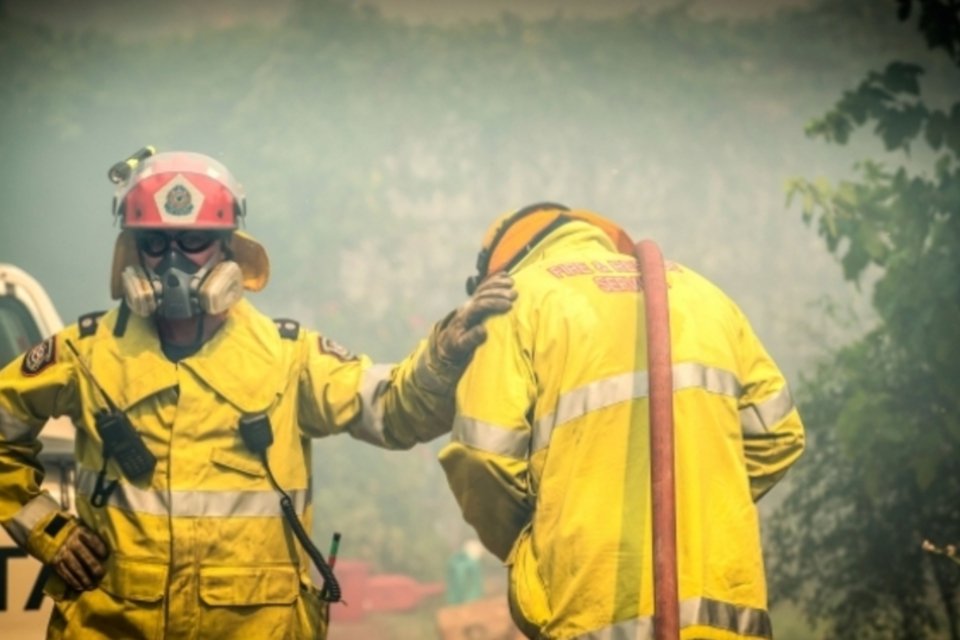 300 incêndios arrasam a Austrália em meio a onda de calor