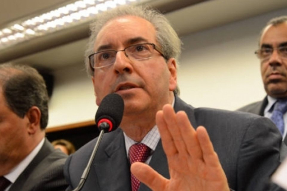 Cunha diz que analisará pedido de impeachment na legalidade