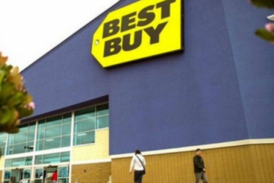 Ações da Best Buy disparam após relatório do Credit Suisse