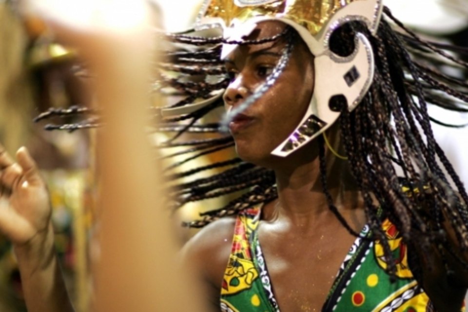 Google revela as músicas e destinos mais procurados neste Carnaval