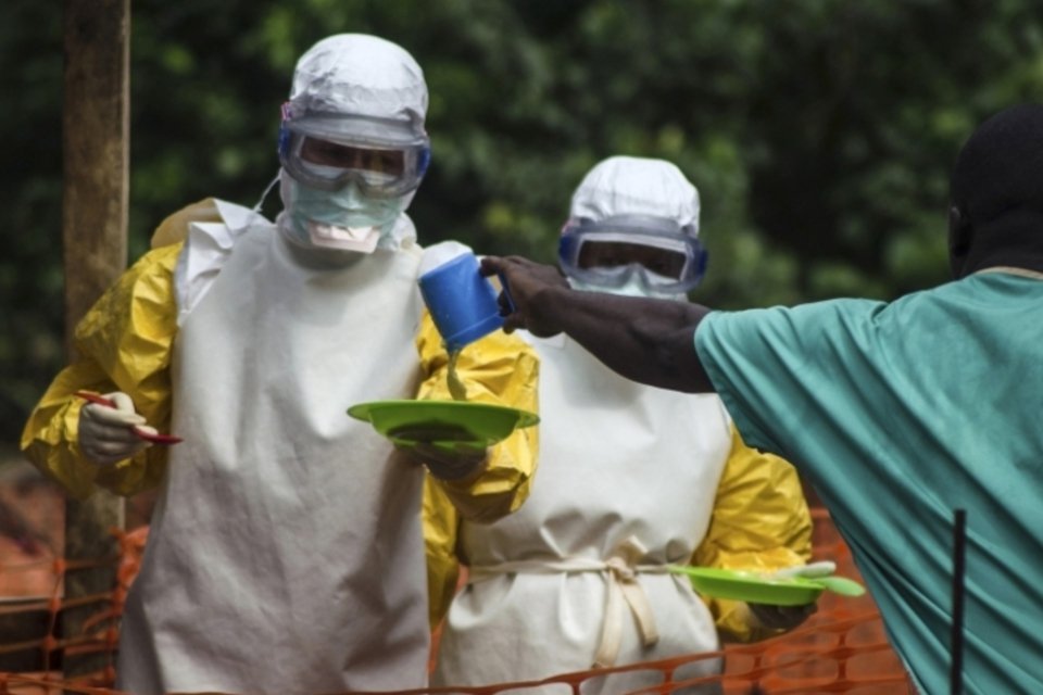 ONU e OMS dizem que falta de recursos põe em risco fim do surto de ebola