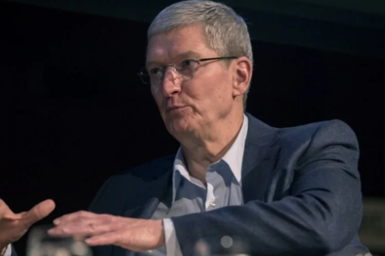 Tim Cook (Getty Images)