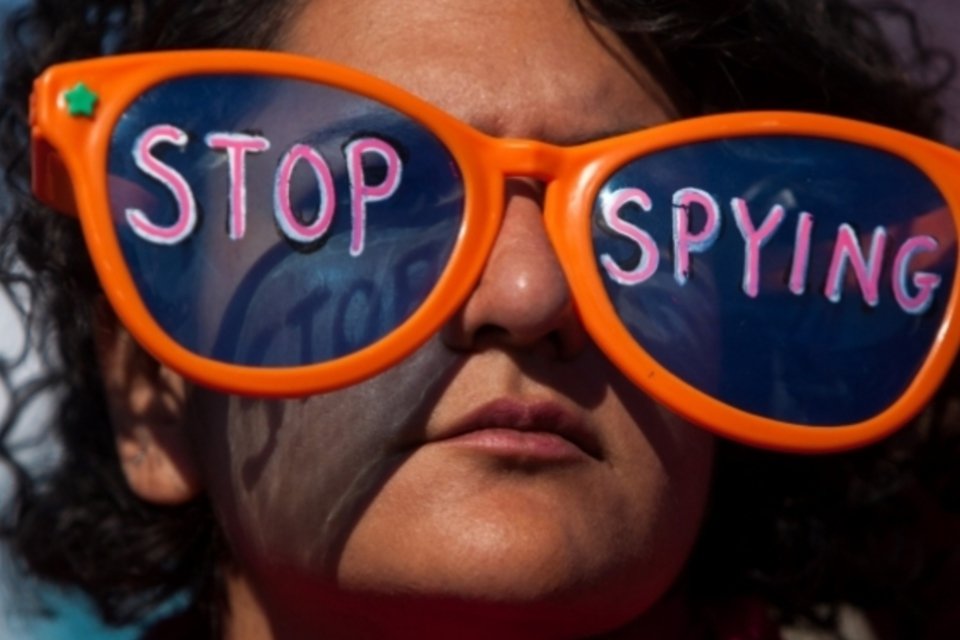 Campanha 'The Day We Fight Back' quer acabar com programas de espionagem em massa