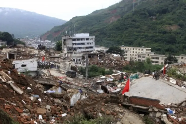 Área atingida por terremoto (Reuters)