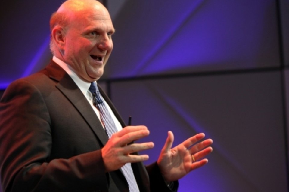 Steve Ballmer finaliza compra de time de basquete por US$ 2 bilhões