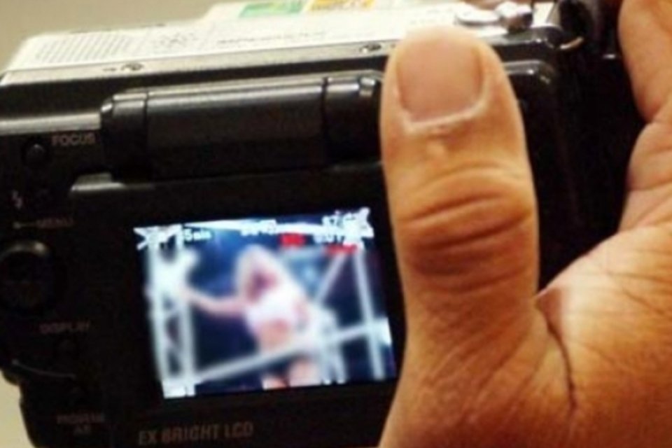 Homem é primeiro preso pela lei de vingança pornô da Califórnia