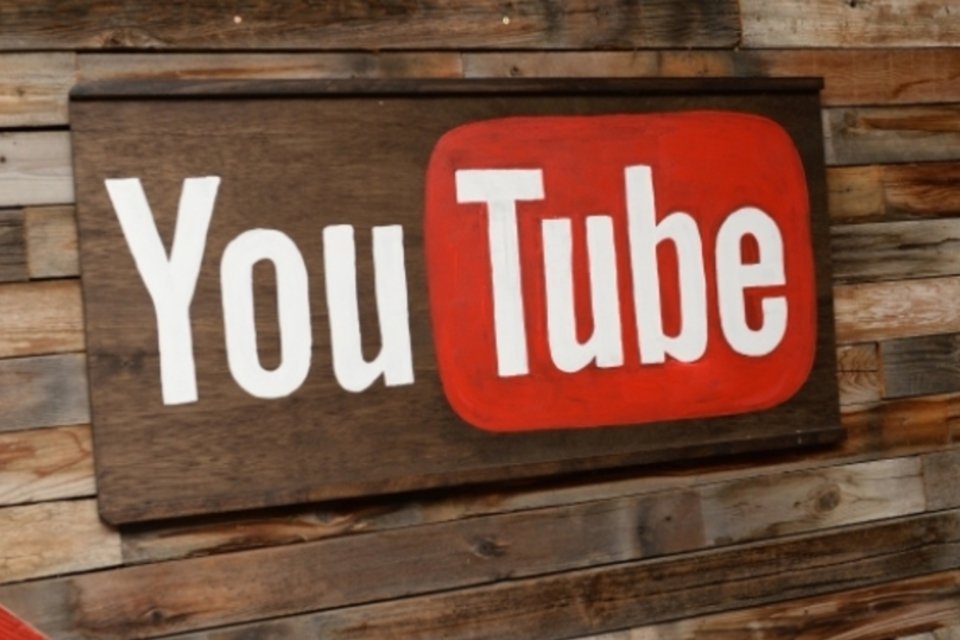 YouTube testa formato maior de exibição de vídeos em sua home