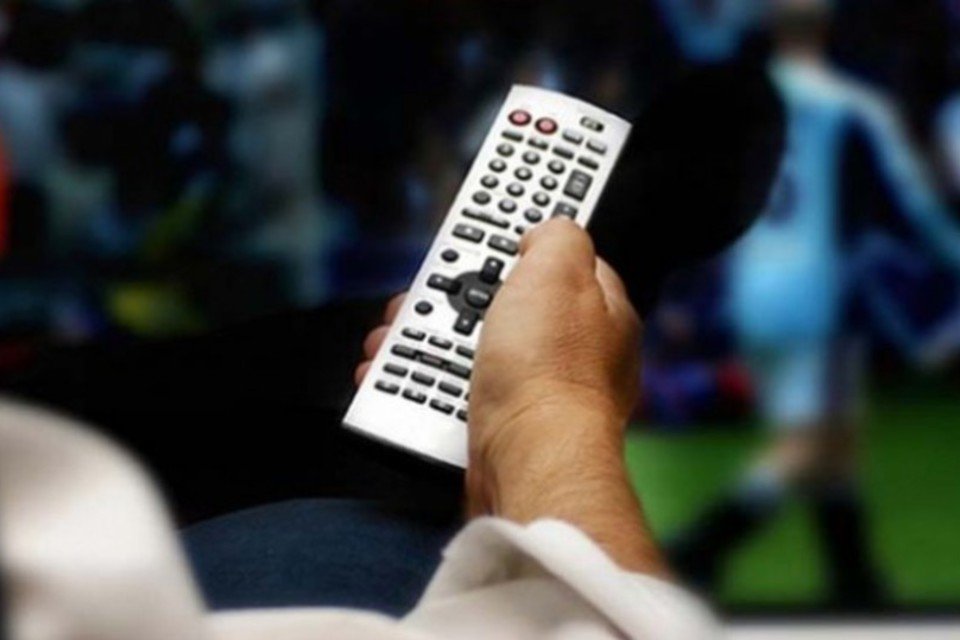 Transição para rádio e TV digitais começa em 2015