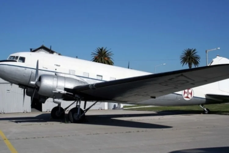 DC3 (Wikimedia Commons)