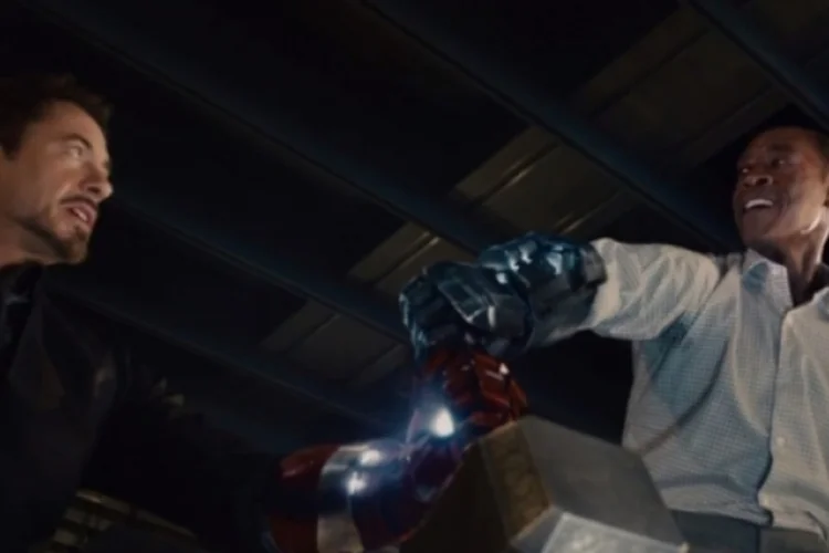 Vingadores (Reprodução)