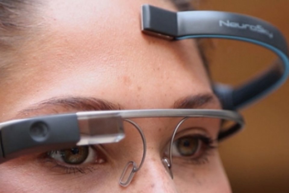 Aplicativo permite controlar Google Glass com a mente