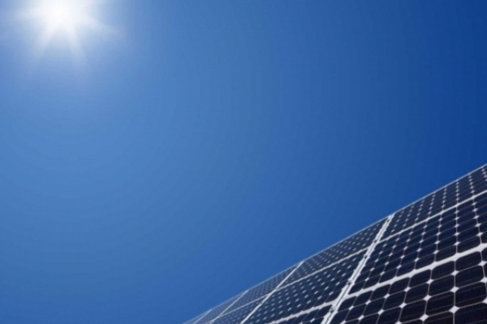 Novo material solar pode converter 90% da luz captada em energia