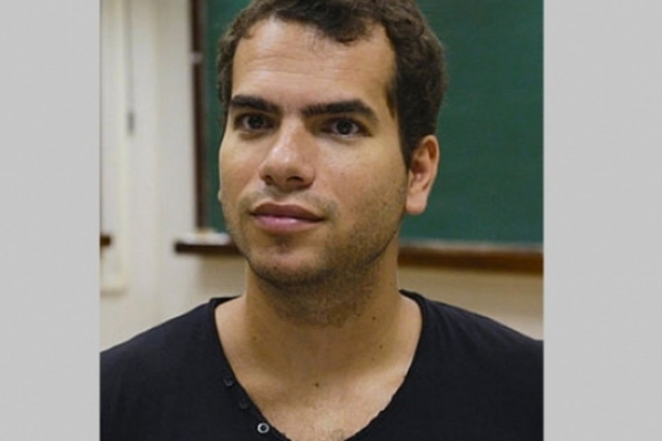 Brasileiro é premiado com o 'Nobel' da matemática