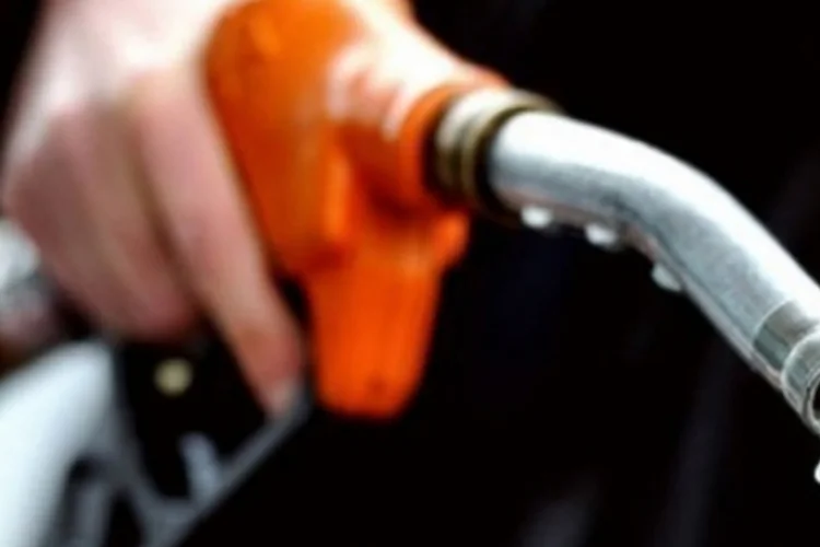 gasolina (Philippe Huguen/AFP)