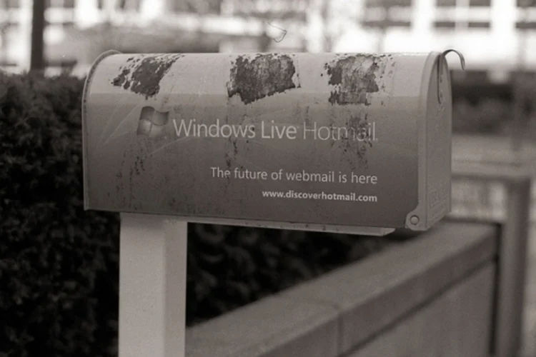 hotmail (Flickr.com/pwkpwkpwk)