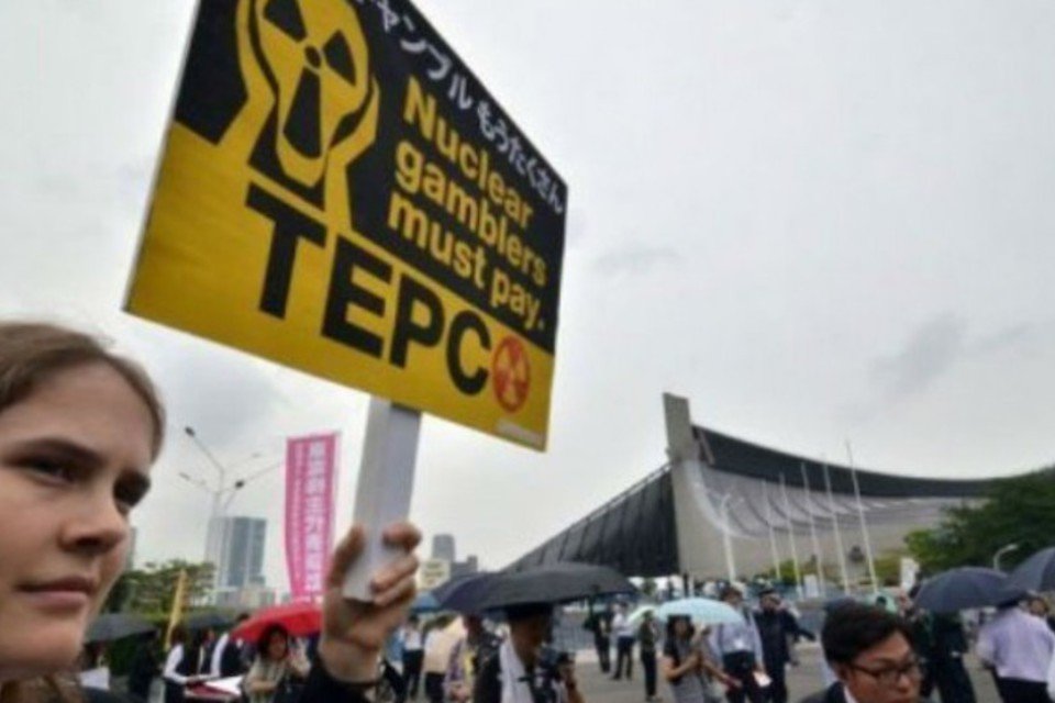 Aumento da radioatividade da água em poço da central de Fukushima