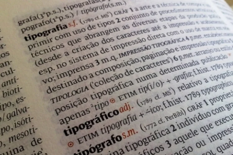 dicionário (Giovanna Faustini/flickr/Flickr)
