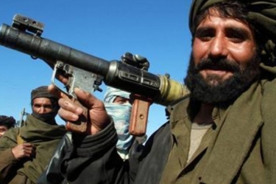 Pelo Twitter, Talibã assume autoria de assassinato no Afeganistão