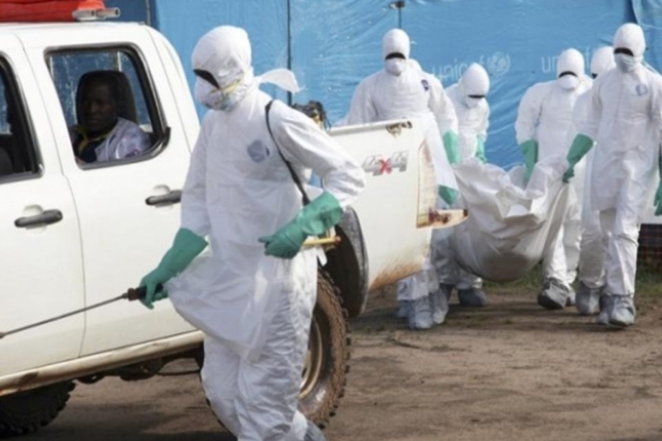 EUA decidem retirar dois americanos infectados com Ebola da Libéria