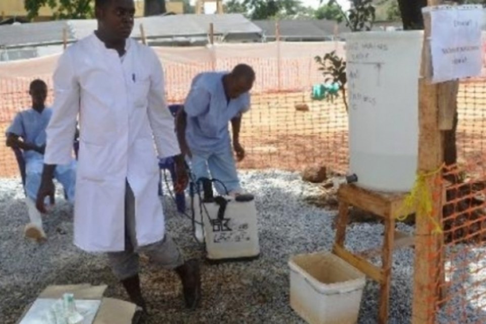 EUA autorizam uso de exame para detectar Ebola no exterior