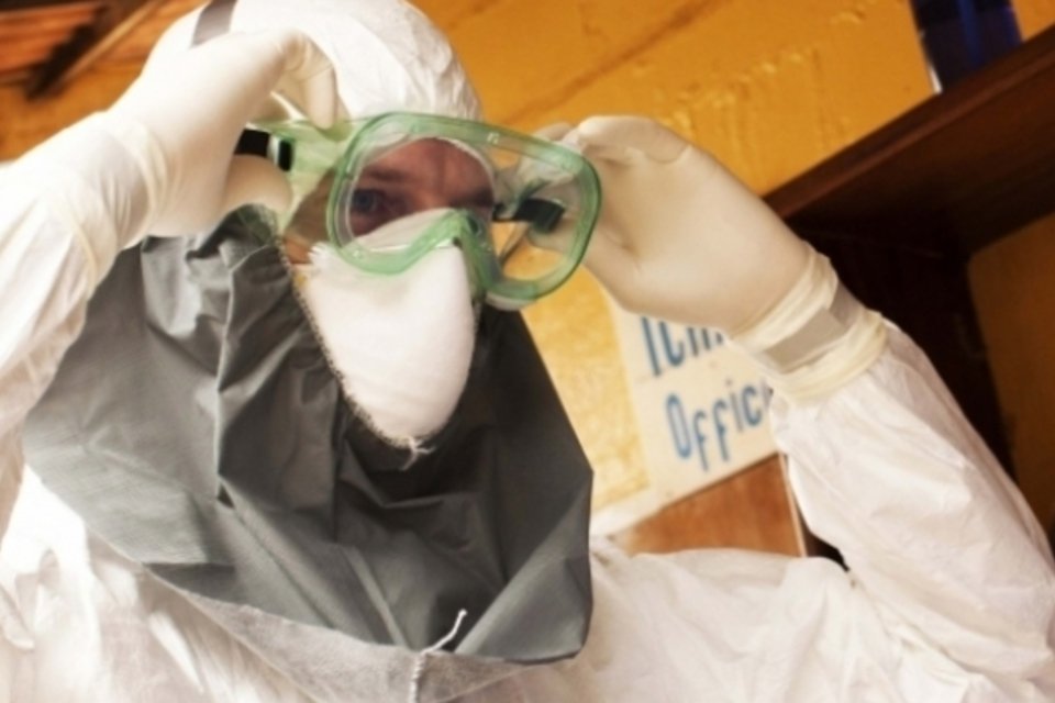 ONU cria missão de emergência para combater ebola no Oeste africano