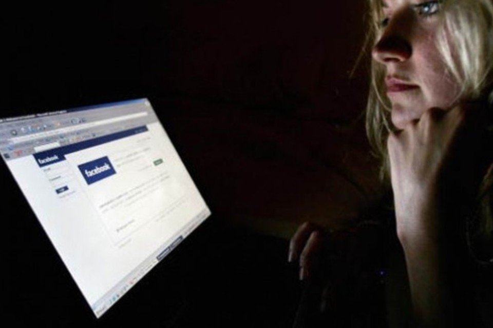 Usuários do Facebook não são felizes, diz estudo