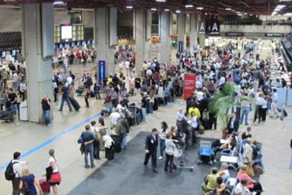 Aeroporto de Guarulhos dá desconto em estacionamento