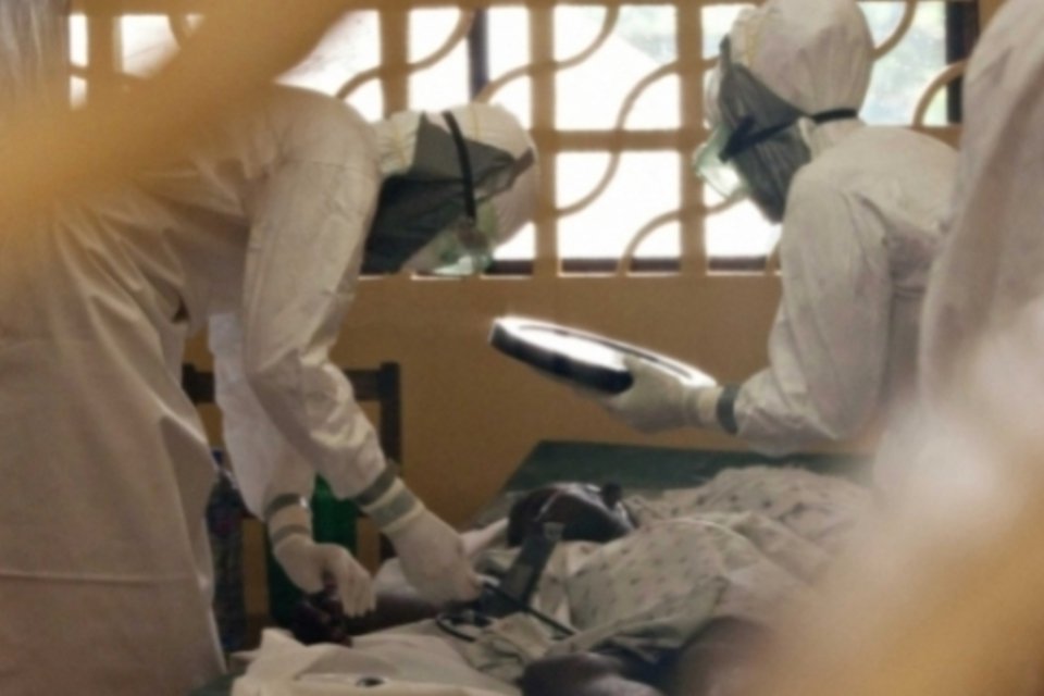 EUA preparam "estações de quarentena" com temor de surto de ebola