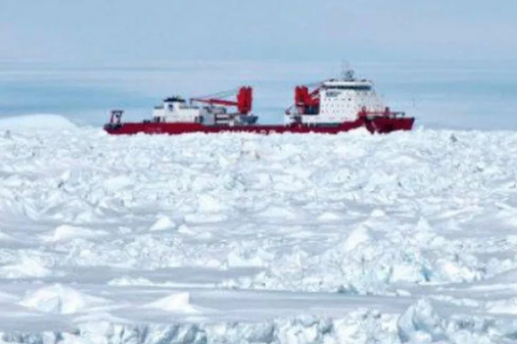 navio (afp.com / Jessica Fitzpatrick)