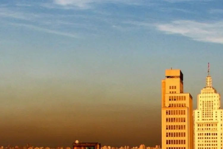 Poluição em São Paulo (Wikimedia Commons)