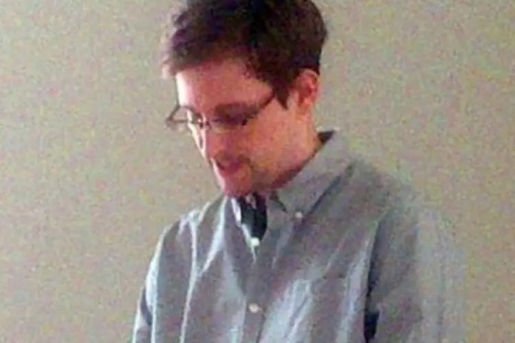 snowden (©afp.com / Tanya Lokshina)