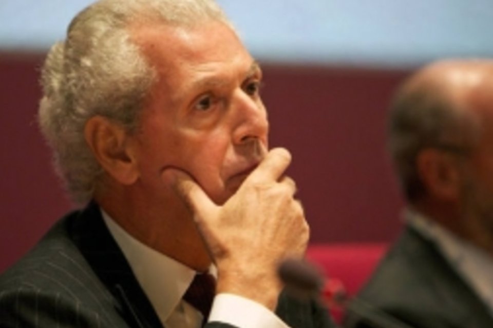 Ex-CEO da TIM é condenado por espionagem no Brasil