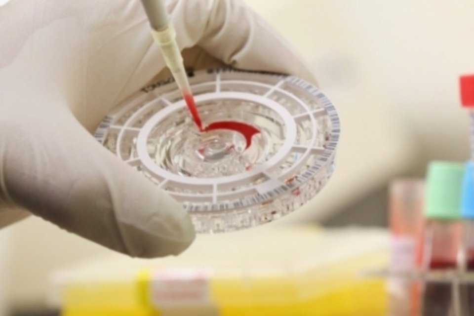 Europa e EUA se mobilizam para combater Ebola