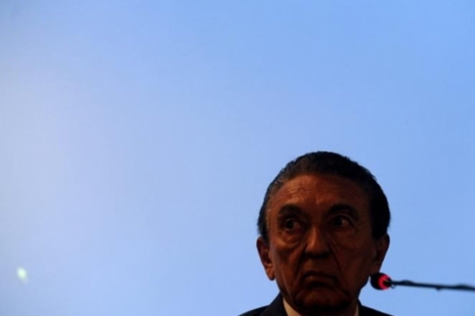 Lobão descarta corte no abastecimento de energia durante a Copa