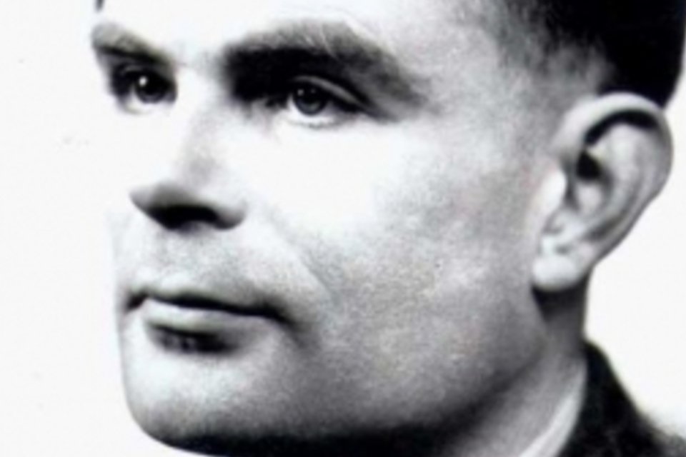 Reino Unido está receptivo a lei que perdoaria Alan Turing