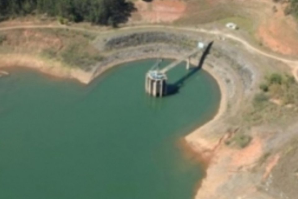 Comitê quer reservar água em represas de SP no verão