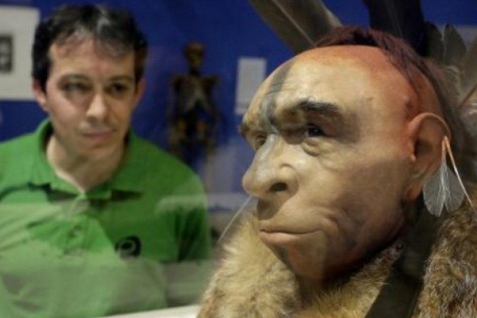 Cocô de Neandertal revela que homem das cavernas não comia só carne