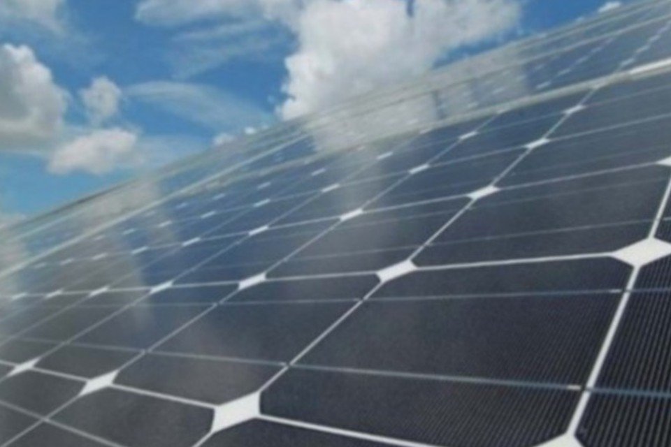 UFRJ produzirá energia solar a carros elétricos e hospital