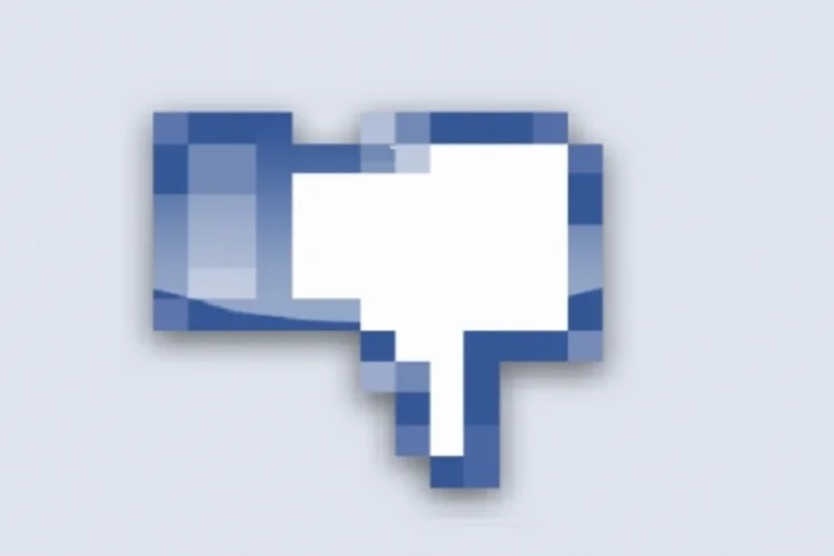 Dislike (jonkpirateboy via Photopin)