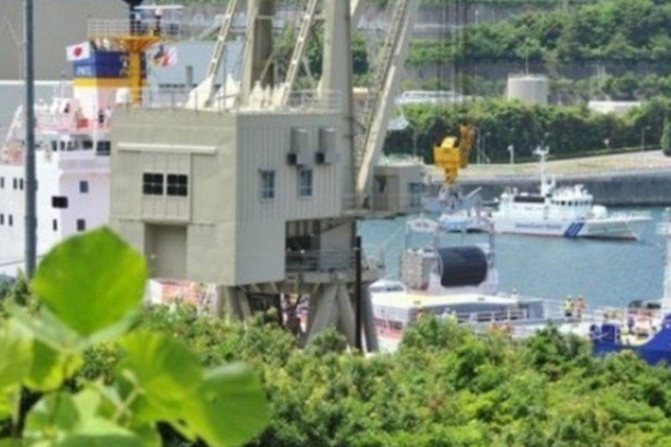 Japão recebe 1º comboio de combustível nuclear desde Fukushima