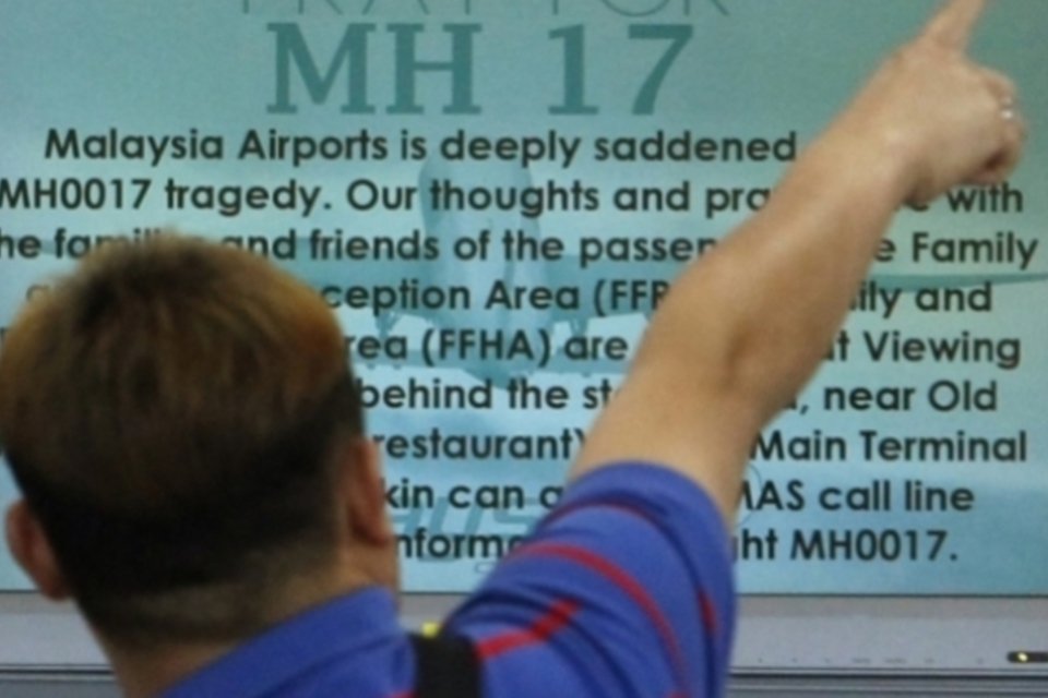 Equipe holandesa se junta a investigação do voo MH17