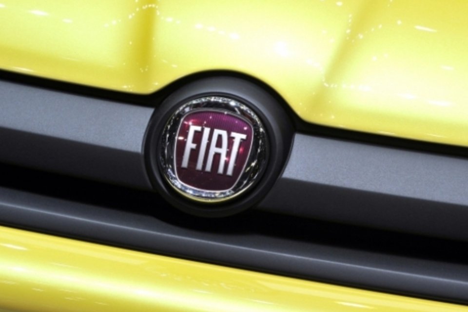 Fiat convoca reunião de acionistas sobre fusão com Chrysler