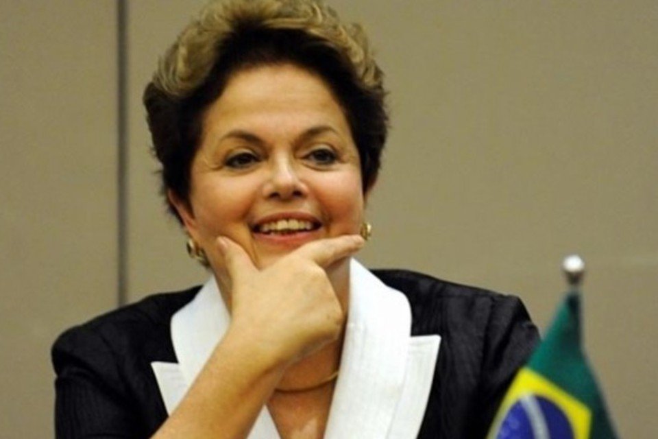 Dilma sanciona lei para nova gestão de direito autoral