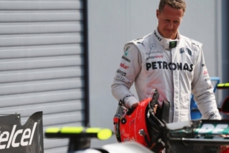 Fãs homenageiam Schumacher no dia do seu aniversário