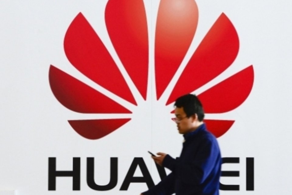 Huawei afirma ter ambição de ultrapassar Apple em 3 anos