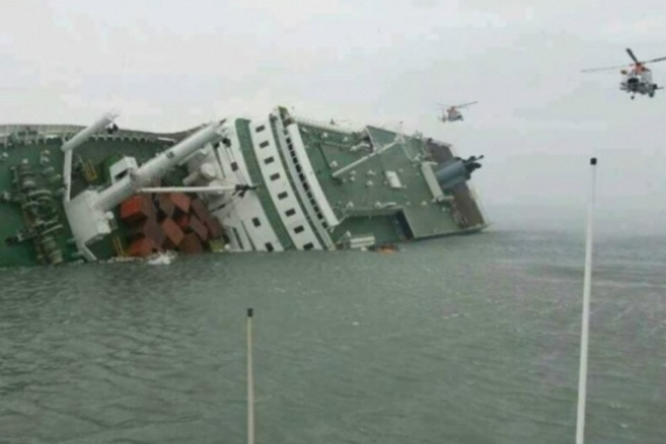Sobe para 226 o número de mortes em naufrágio na Coreia do Sul